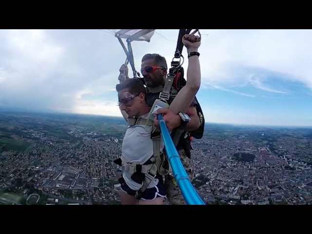 La vidéo 360° de Thomas by YEPYEP falling people