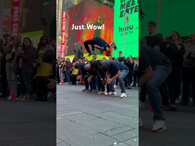 New York’s best breakdance, Times Square’s breakdancing, B Boy! #shorts #breakdance #viral #bboy