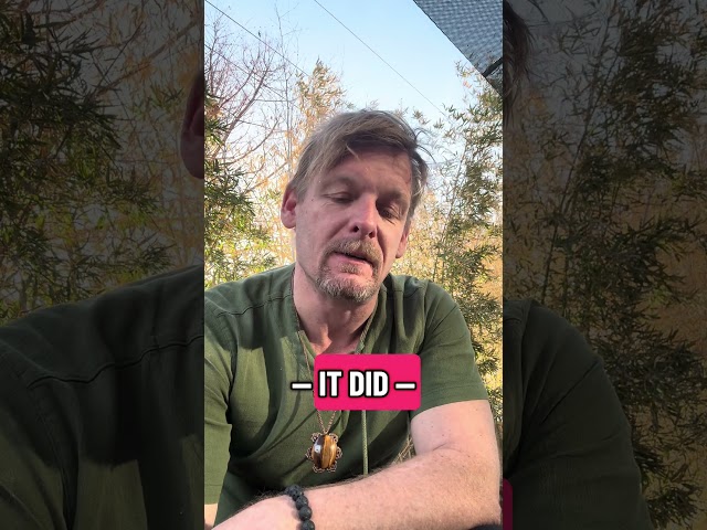 Sonnet 3, by Pablo Neruda (as translated by Stephen Tapscott). Read by Jeremy Gregg. #lovepoem