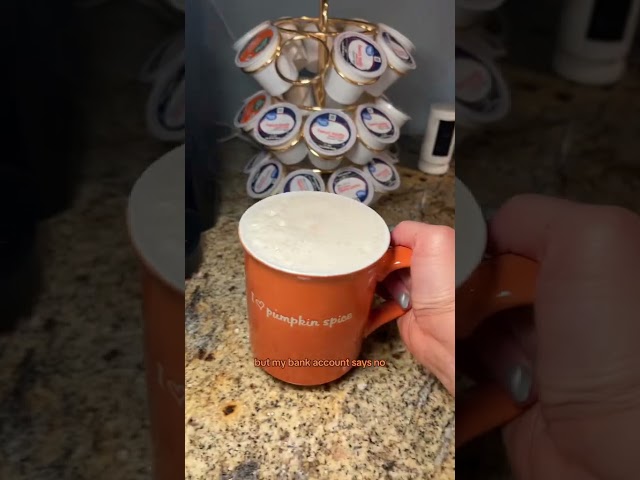 Pumpkin Spice Coffee Taste Test ☕🎃 Dunkin’ vs Starbucks! #sisters #starbucks #haul #grwm #usa