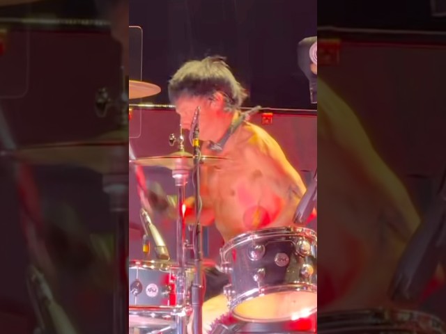 When the band gets the drummer right — Isaac Carpenter Guns N’Roses #gunsnroses