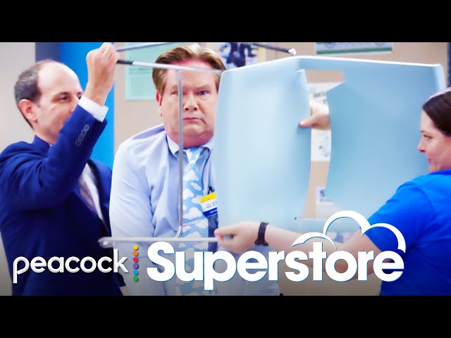 Cold Opens That Only Have ONE Thing In Common - Superstore