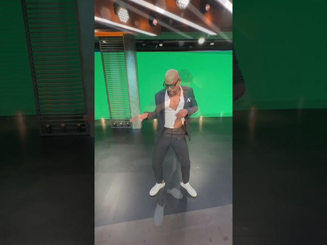 Is somebody gonna match my freak? 🤪 #KaramoShow #Karamo #Shorts #Tinashe @AccessHollywood