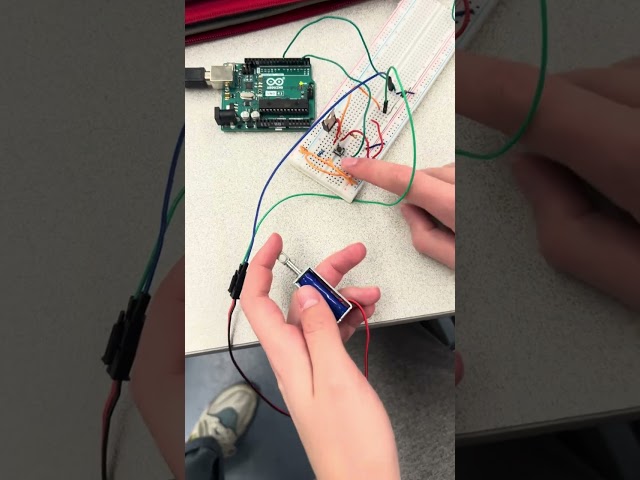 5V Solenoid Arduino R3 Implementation (Arduino Pinball Flippers Step 1)