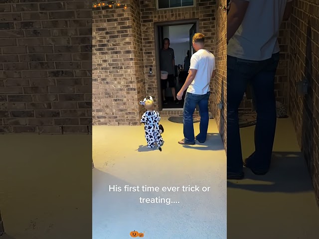 Trick or treating 🎃👶🥳#toddler #halloween #happy #funny #cute #youtube #fyp #foryou