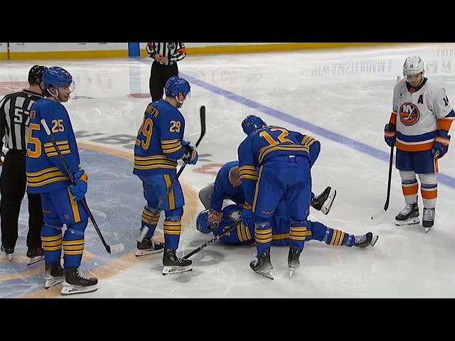 Sam Carrick Drops 🥊 Gloves 🥊 With Anders Lee