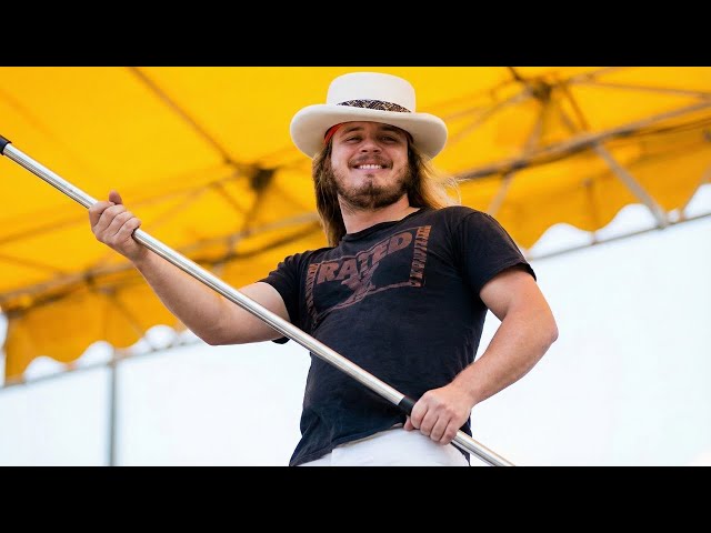 Lynyrd Skynyrd - Sweet Home Alabama [HD] | Live at Oakland Coliseum Stadium (1977)